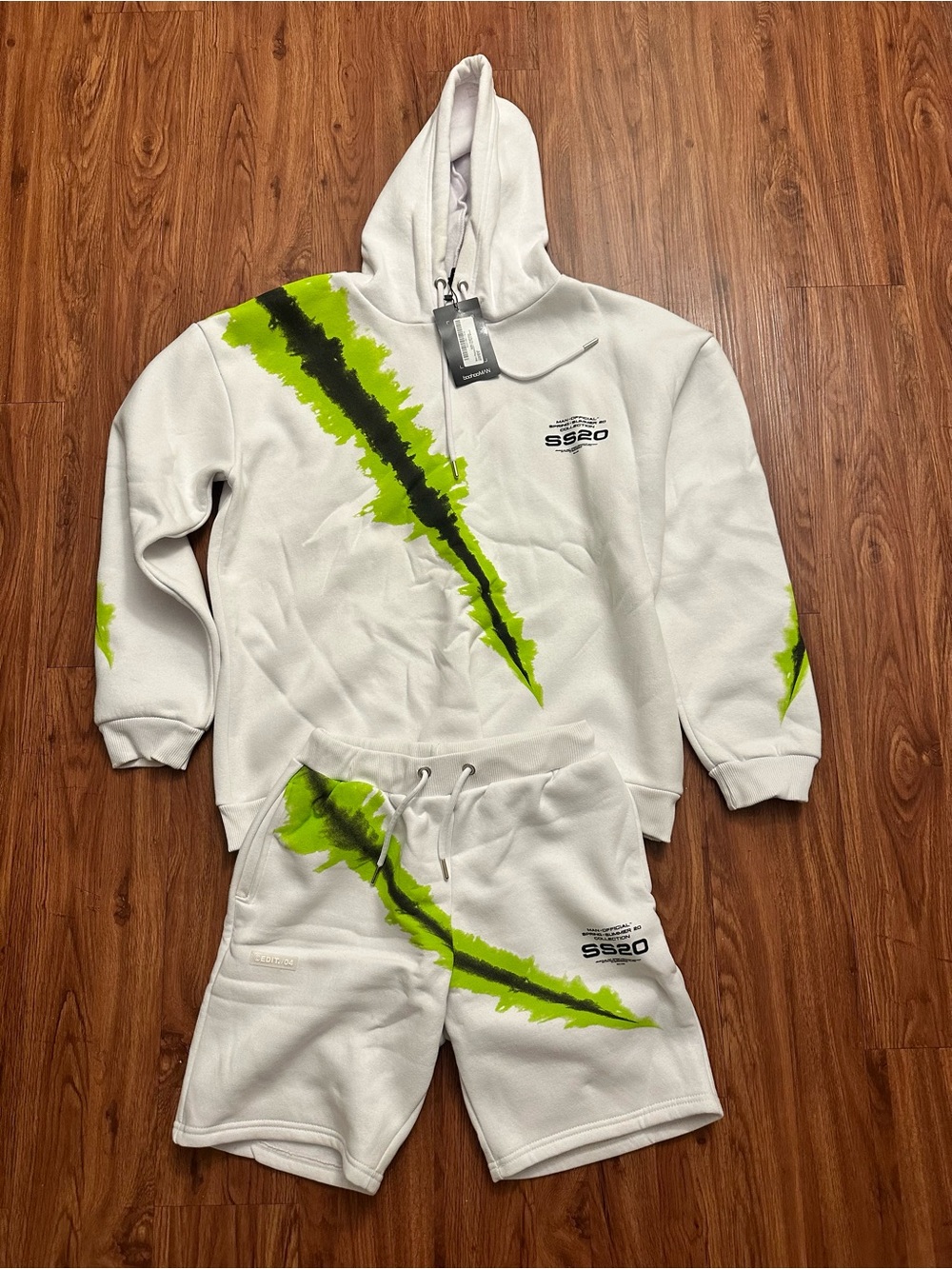 BoohooMAN Hoodie & Shorts Set with Neon Green Graphic